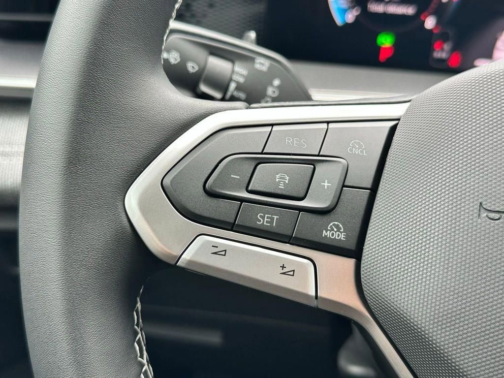 New 2026 Volkswagen Tiguan S image 17