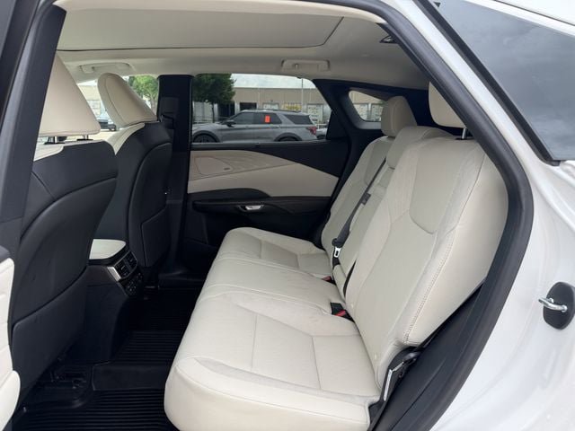 Used 2023 Lexus RX 350 FWD w/ Cold Area Package image 28