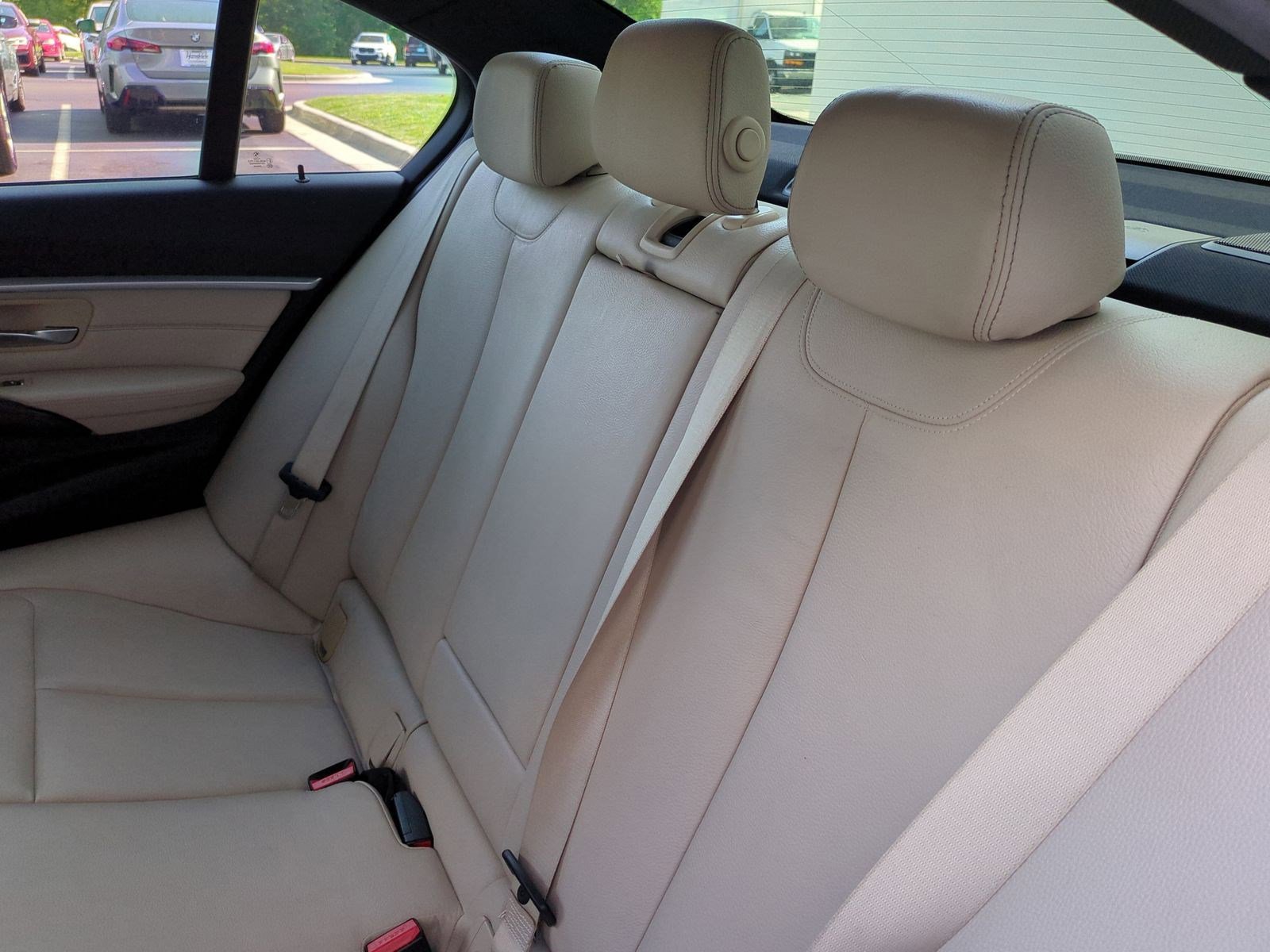 Used 2016 BMW 340i Sedan RWD image 31