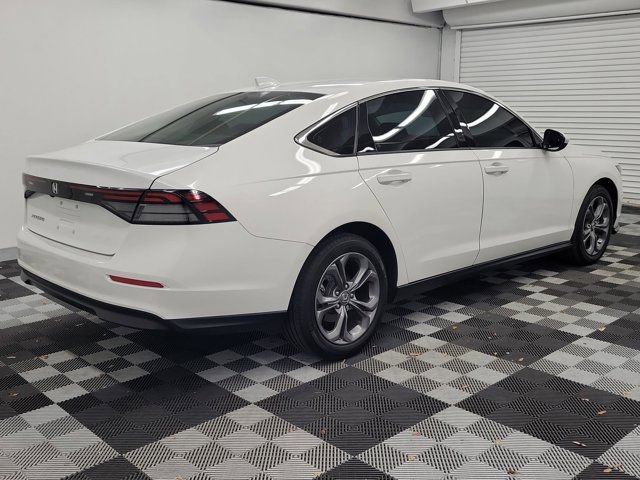 Certified 2023 Honda Accord EX image 6