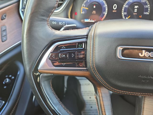 Used 2024 Jeep Grand Cherokee Summit AWD/4WD image 18
