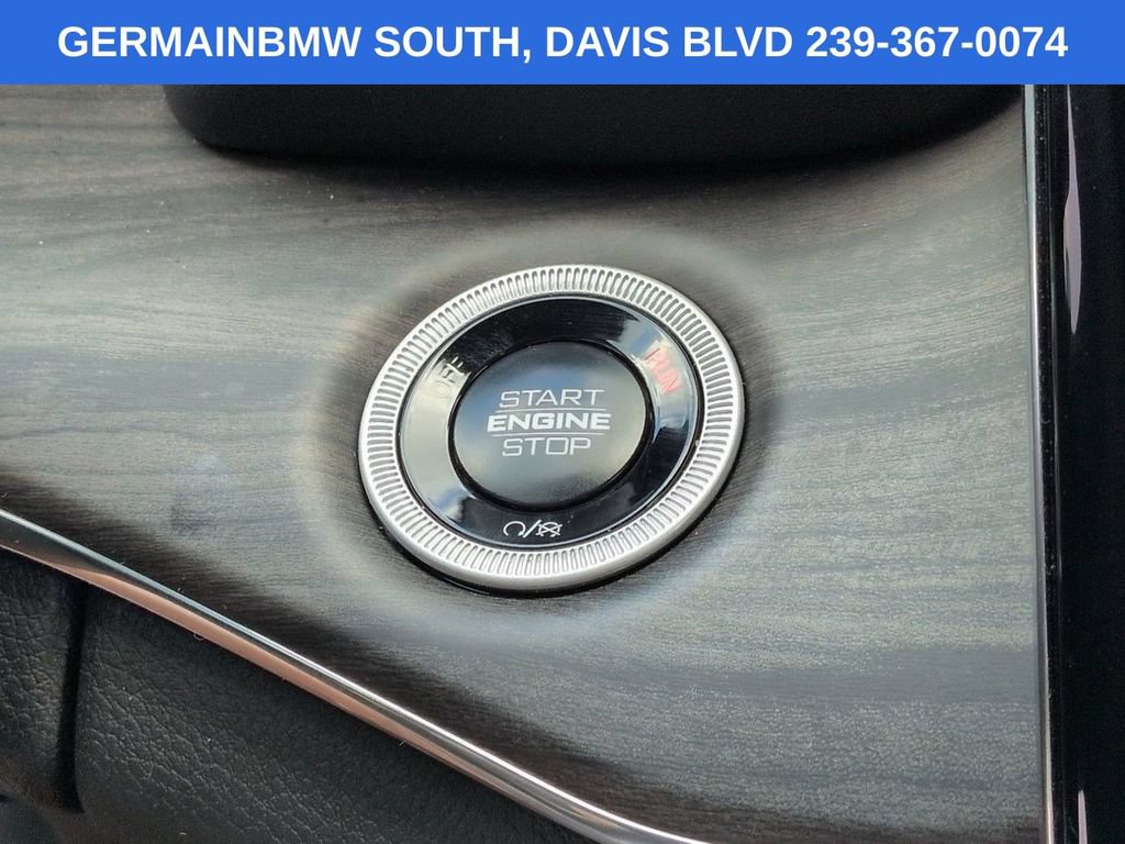 Used 2024 Jeep Grand Cherokee Overland w/ Trailer Tow Package AWD/4WD image 32