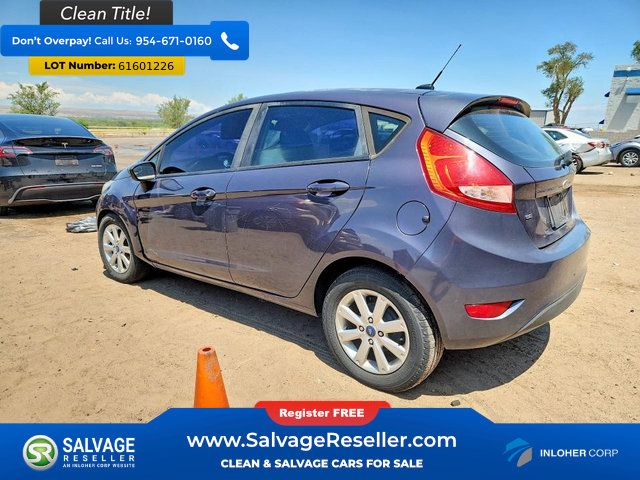 Used 2012 Ford Fiesta SE FWD image 3