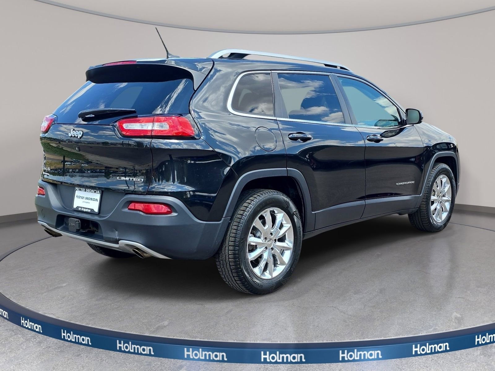 Used 2014 Jeep Cherokee Limited w/ Trailer Tow Group AWD/4WD image 6