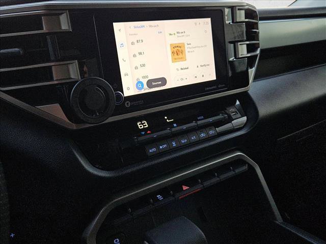 Used 2022 Toyota Tundra SR5 image 13