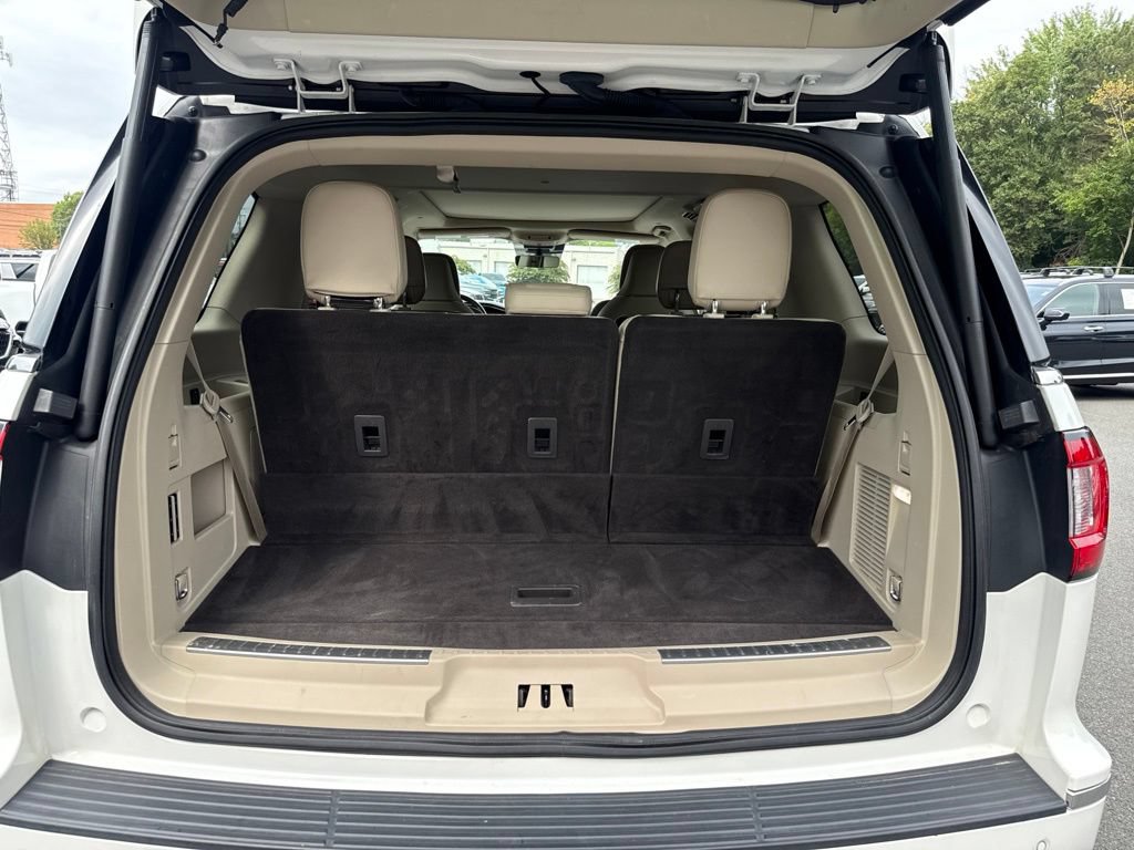 Used 2021 Lincoln Navigator Reserve w/ Luxury Package AWD/4WD image 65