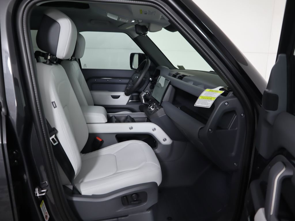 New 2026 Land Rover Defender 110 S image 20