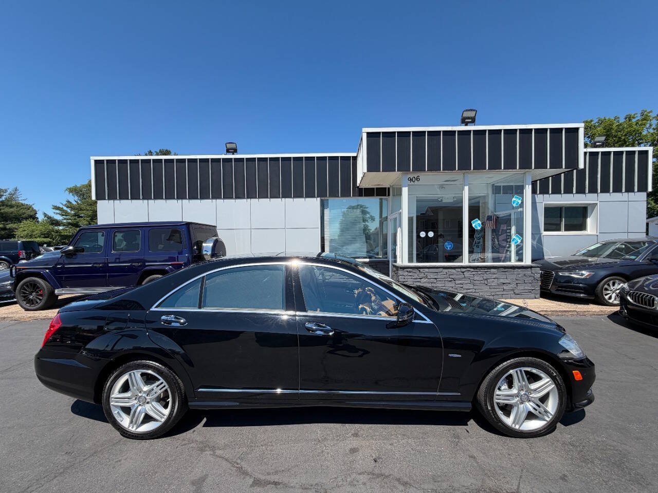 Used 2012 Mercedes-Benz S 550 4MATIC image 9