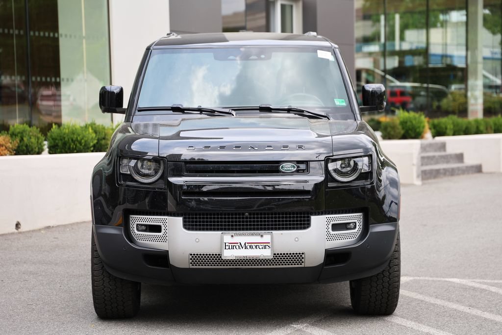 Used 2024 Land Rover Defender 110 S AWD/4WD image 5