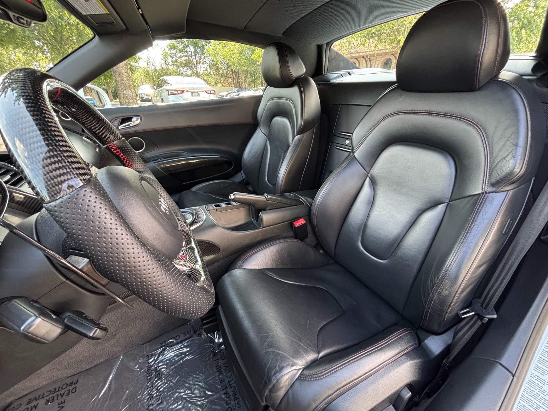 Used 2011 Audi R8 V10 AWD/4WD image 19