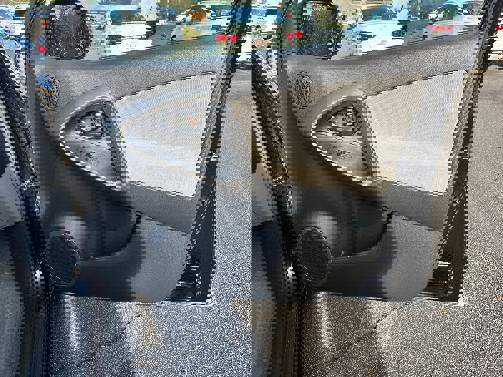 Used 2011 Toyota RAV4 2WD image 14