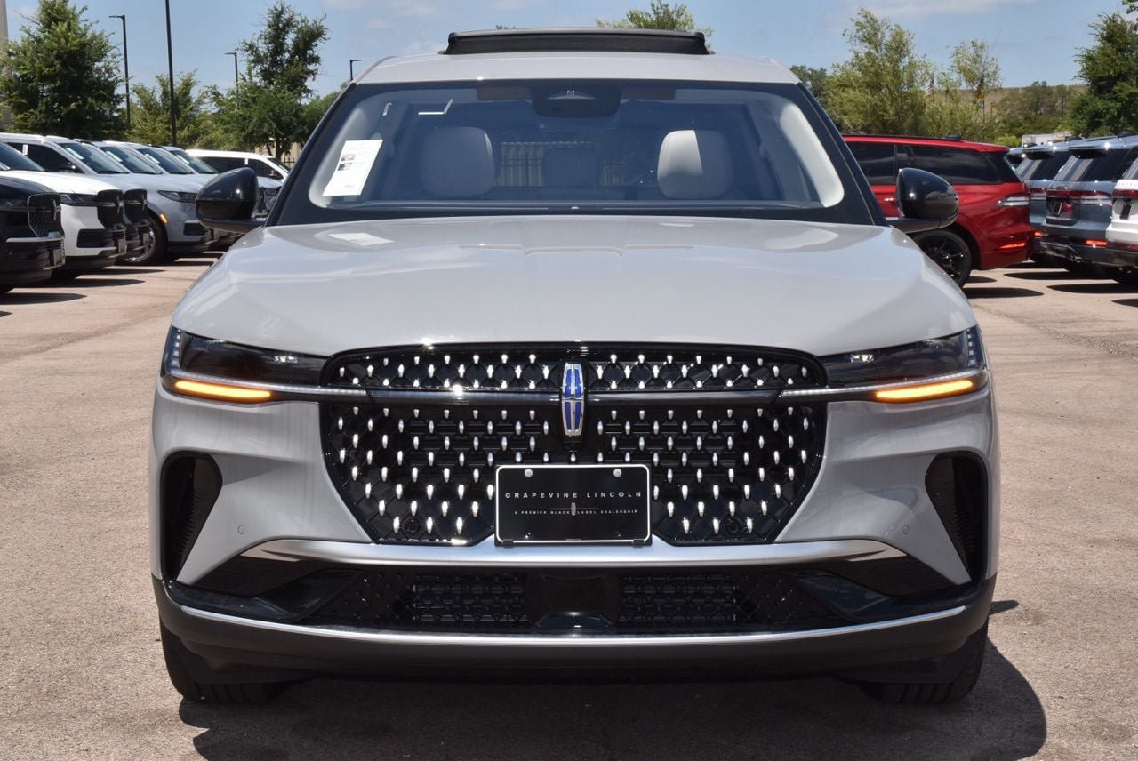 New 2026 Lincoln Nautilus Premier w/ Equipment Group 102A AWD/4WD image 2