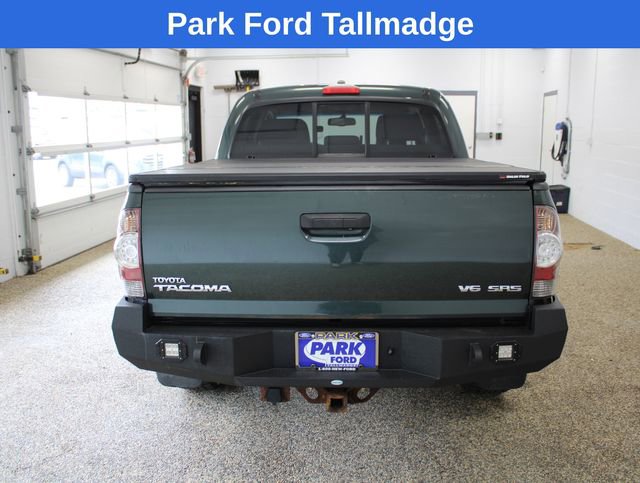 Used 2010 Toyota Tacoma 4x4 Double Cab image 4