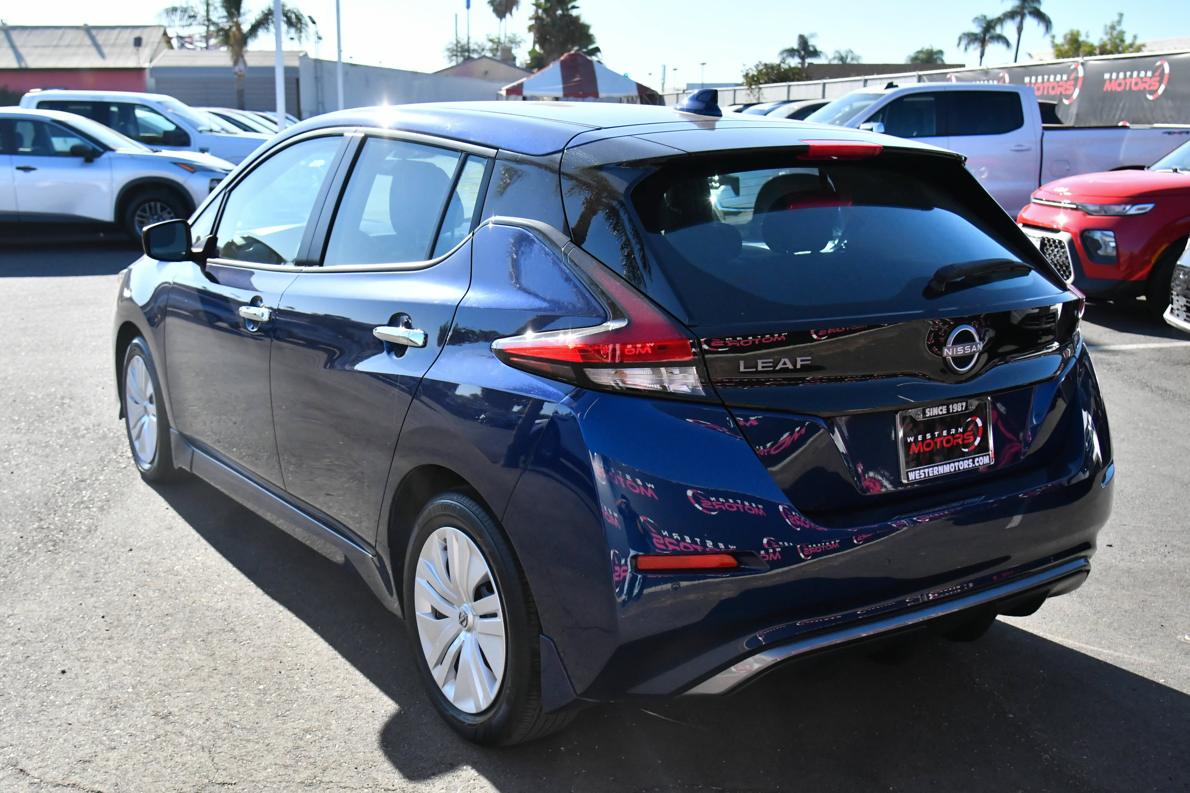 Used 2025 Nissan Leaf S FWD image 6