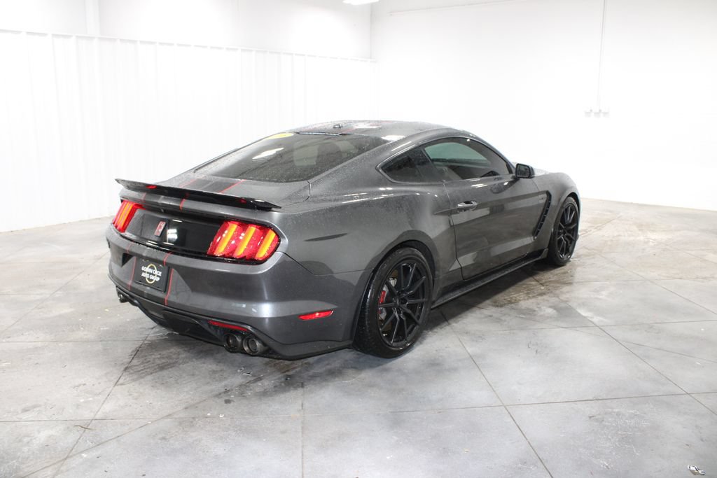 Used 2016 Ford Mustang Shelby GT350 w/ Technology Package RWD image 9