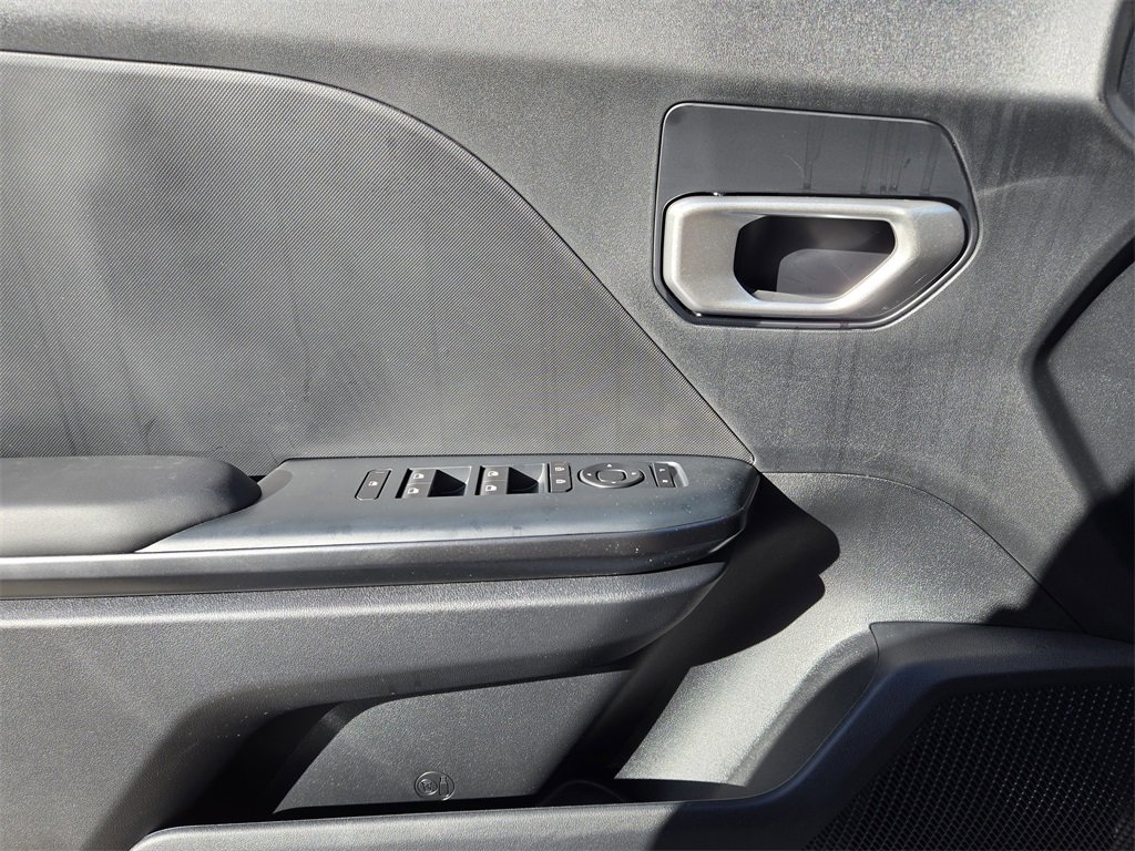 New 2026 Kia K4 LXS image 16