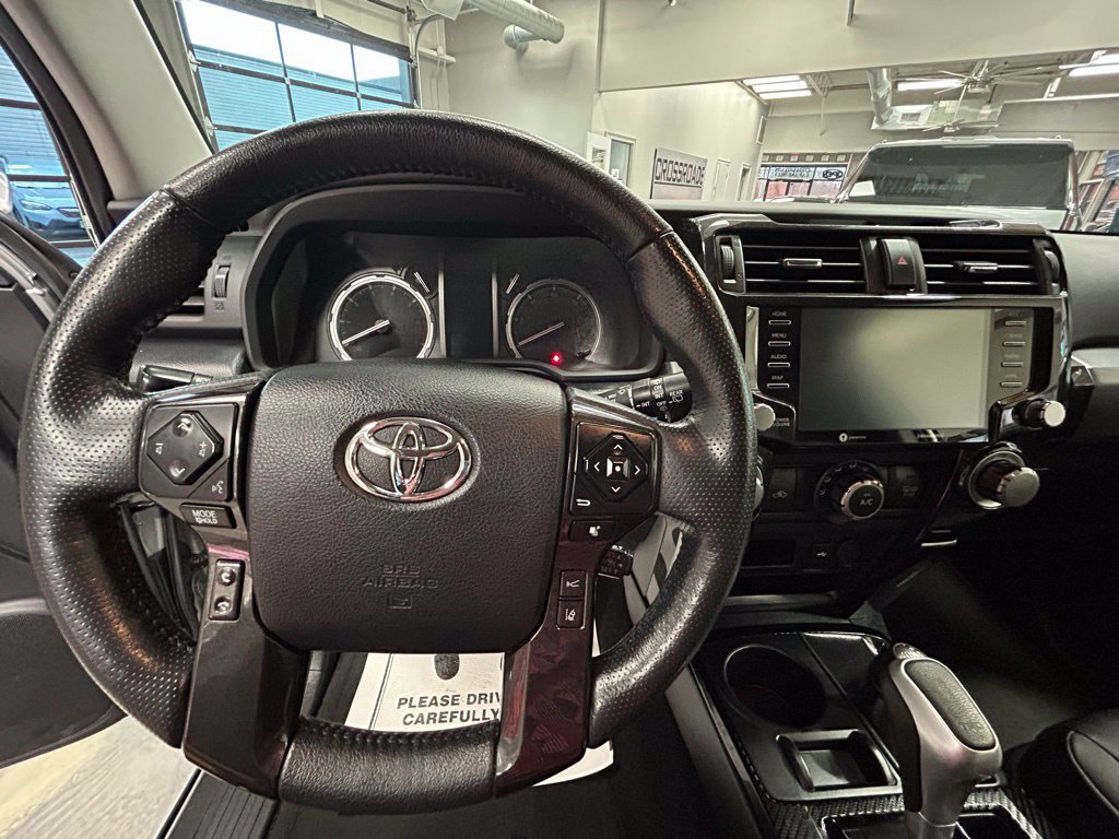 Used 2024 Toyota 4Runner TRD Off-Road Premium AWD/4WD image 9