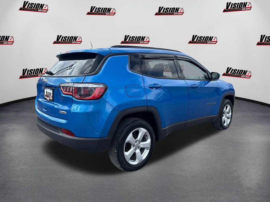 Used 2018 Jeep Compass Latitude w/ Cold Weather Group image 5