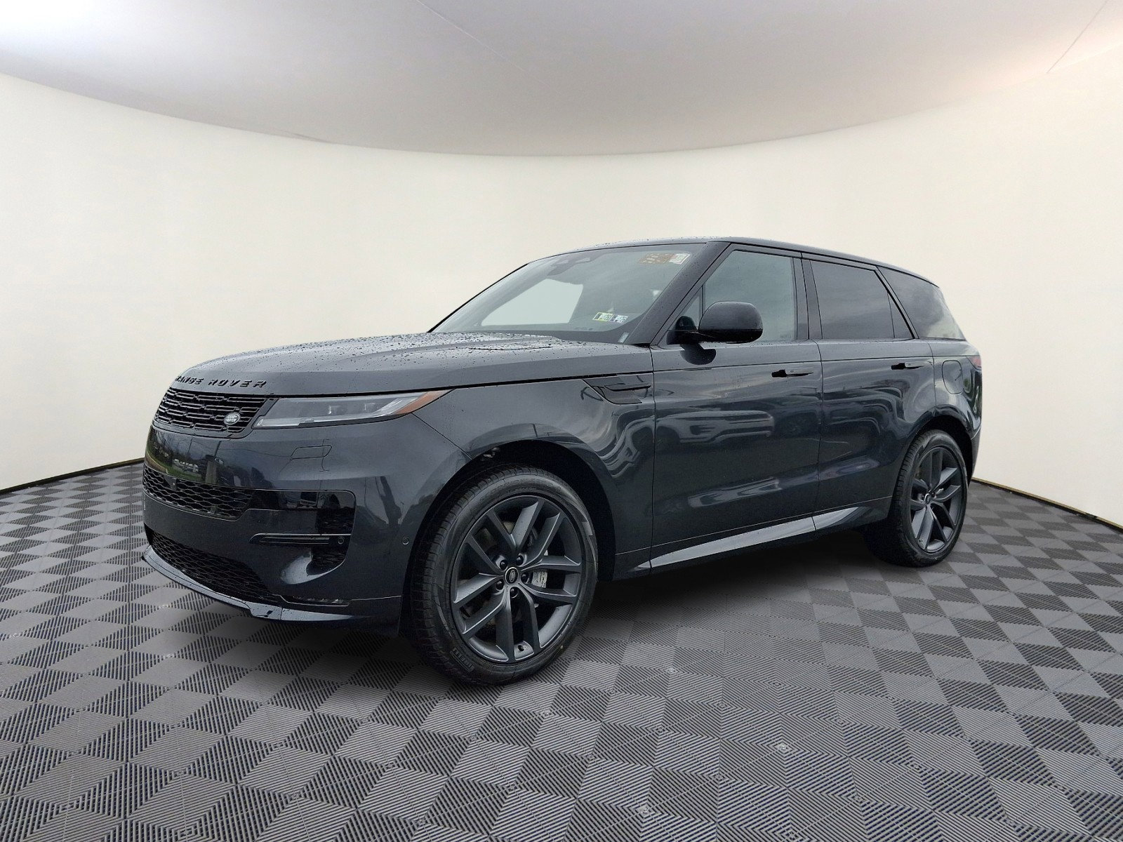 New 2025 Land Rover Range Rover Sport Dynamic SE