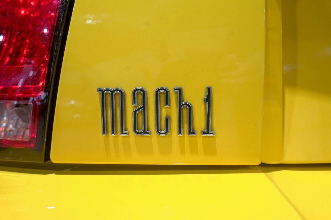 Used 2004 Ford Mustang Mach 1 RWD image 22
