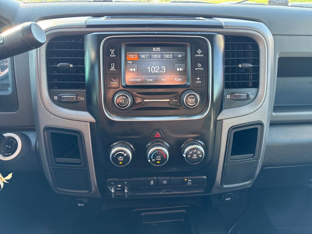 Used 2017 RAM 2500 ST AWD/4WD image 18