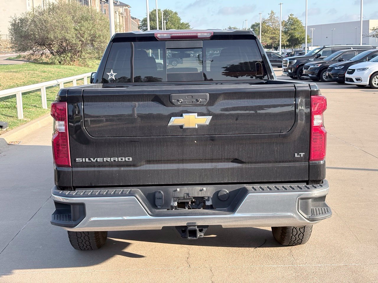 Used 2021 Chevrolet Silverado 1500 LT w/ Convenience Package II RWD image 5