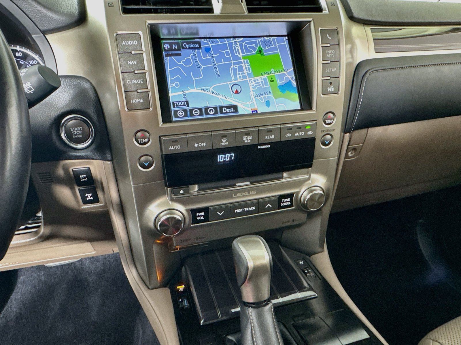 Used 2021 Lexus GX 460 Premium w/ Premium Package AWD/4WD image 16