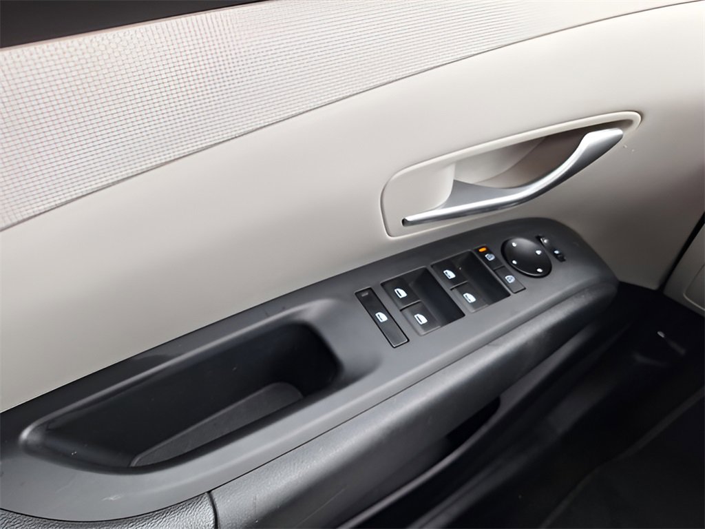 Used 2025 Hyundai Tucson SEL image 17