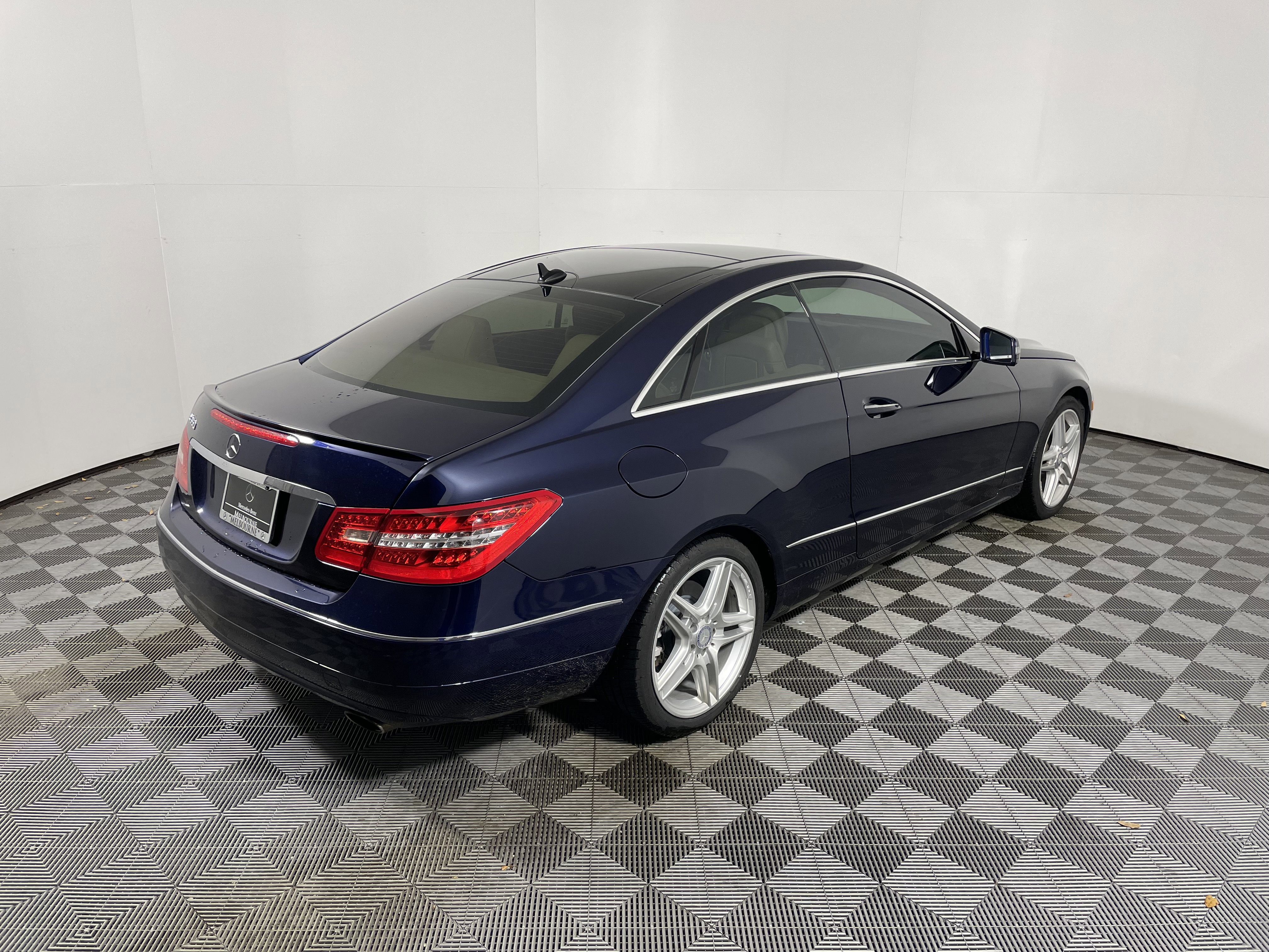 Used 2013 Mercedes-Benz E 350 Coupe image 5