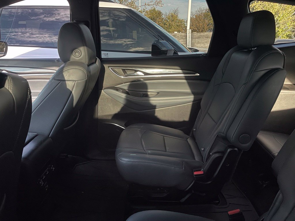 Used 2023 Buick Enclave Essence w/ Sport Touring Edition AWD/4WD image 6