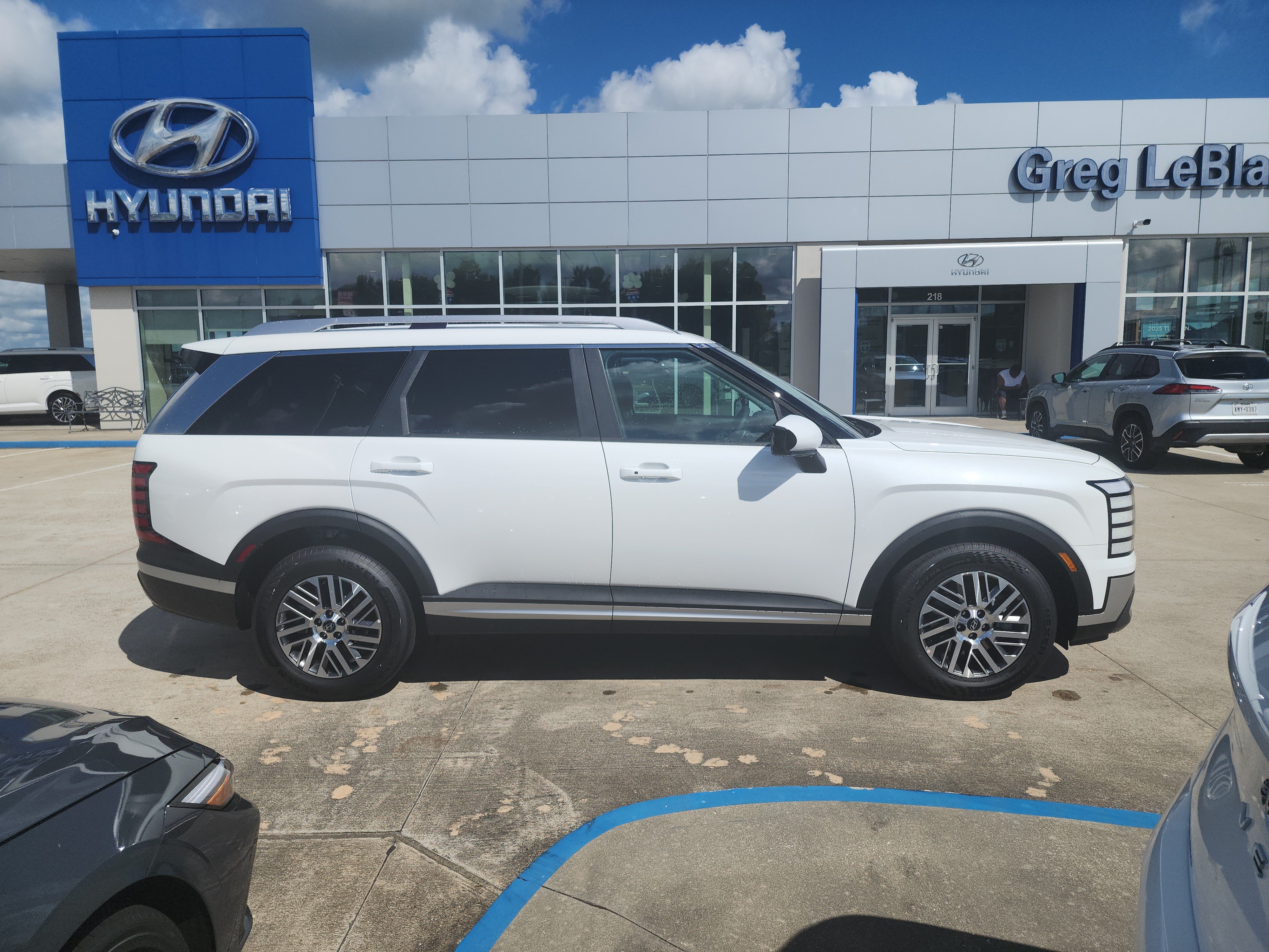 New 2026 Hyundai Palisade SEL FWD image 8