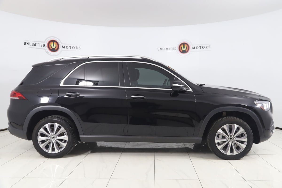 Used 2022 Mercedes-Benz GLE 350 4MATIC w/ Premium Package image 2