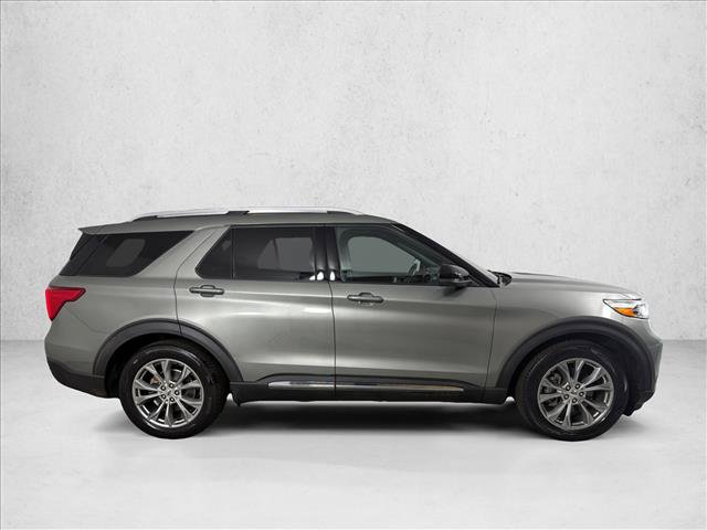 Used 2020 Ford Explorer Limited RWD image 3