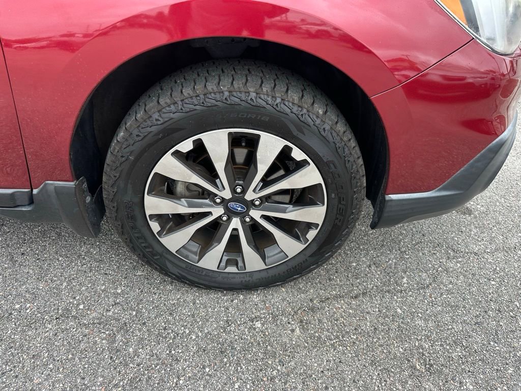 Used 2017 Subaru Outback 2.5i Limited w/ Popular Package #5 image 4