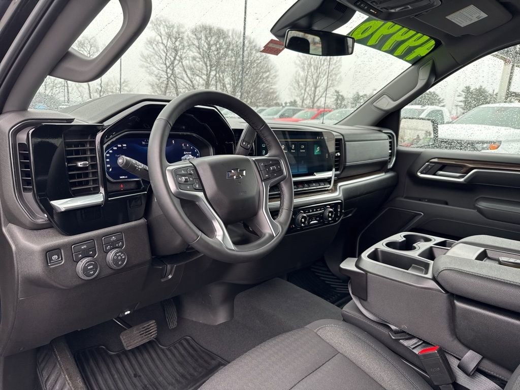 Used 2026 Chevrolet Silverado 1500 RST AWD/4WD image 21