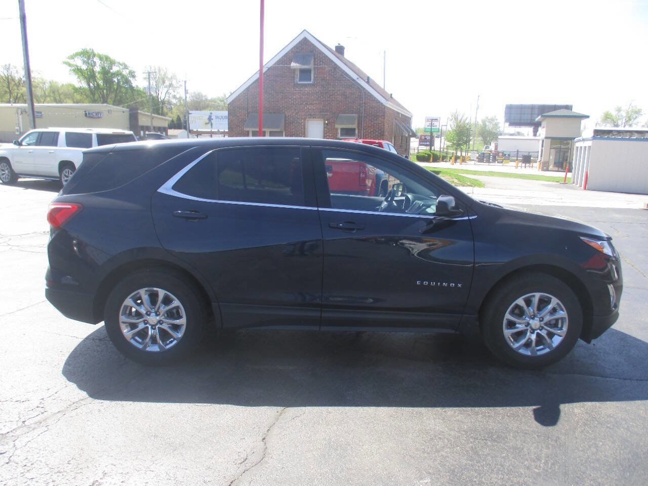 Used 2020 Chevrolet Equinox LT image 9