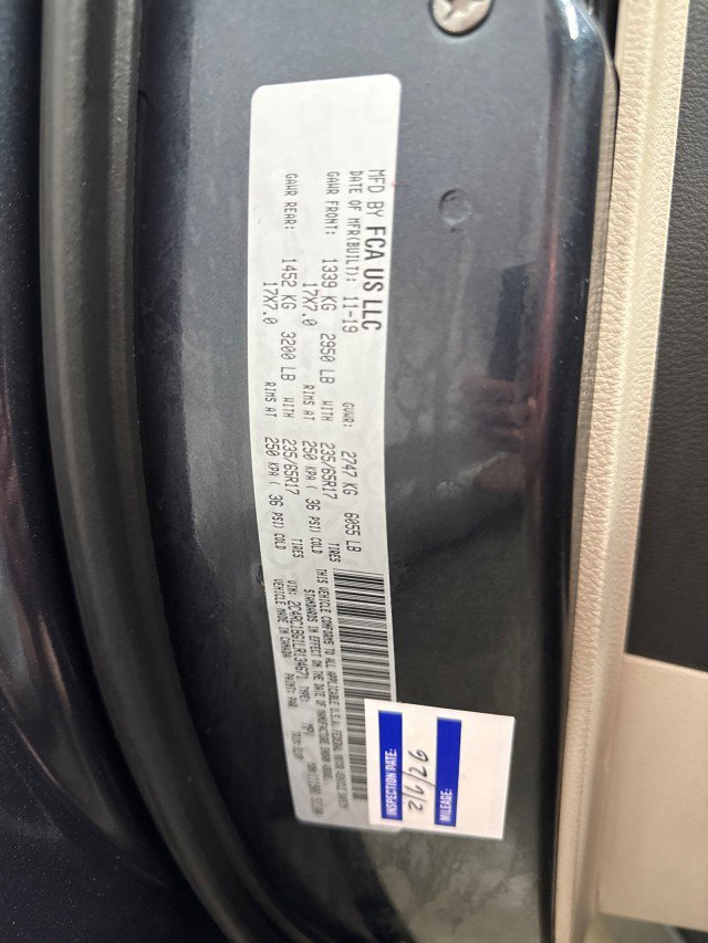 Used 2020 Chrysler Pacifica Touring-L image 53