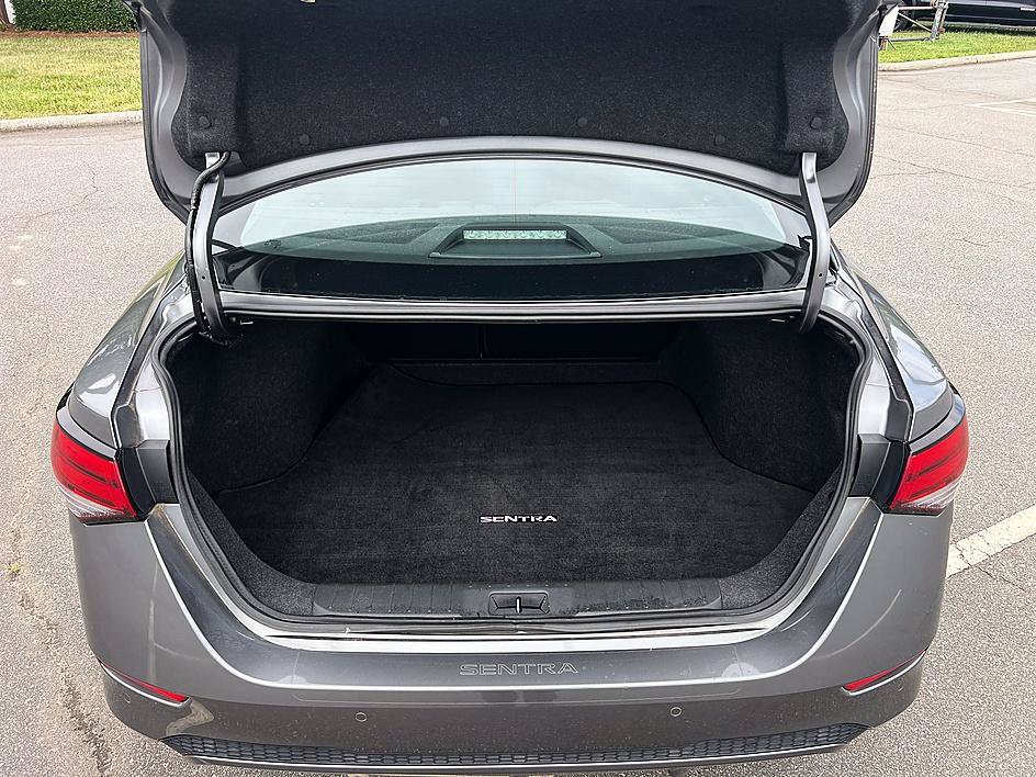 Certified 2023 Nissan Sentra S FWD image 15
