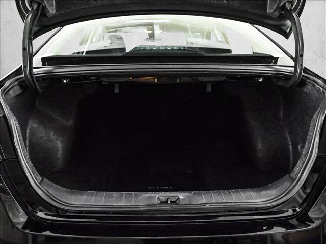 Used 2024 Nissan Altima 2.5 SV FWD image 6