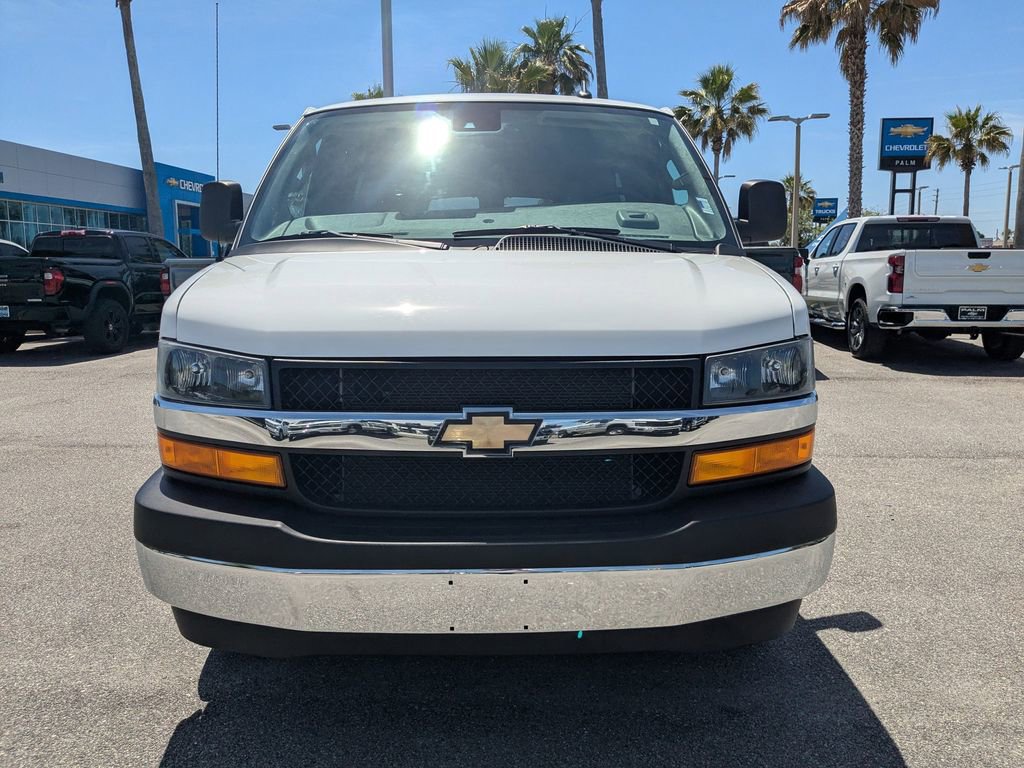 Certified 2024 Chevrolet Express 3500 LT w/ LT Preferred Equipment Group RWD image 8