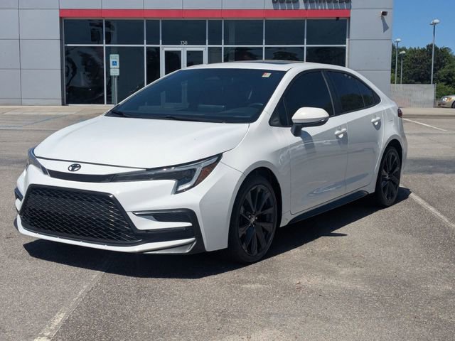 Used 2023 Toyota Corolla XSE FWD image 7