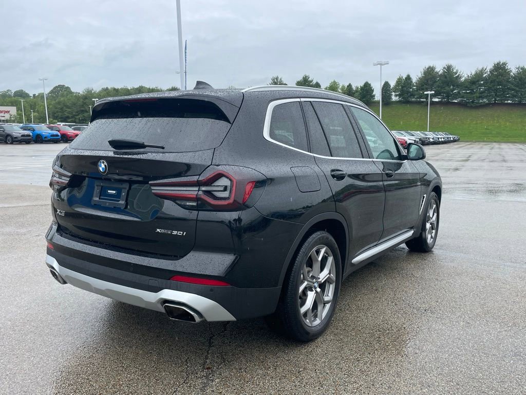 Used 2023 BMW X3 xDrive30i AWD/4WD image 3