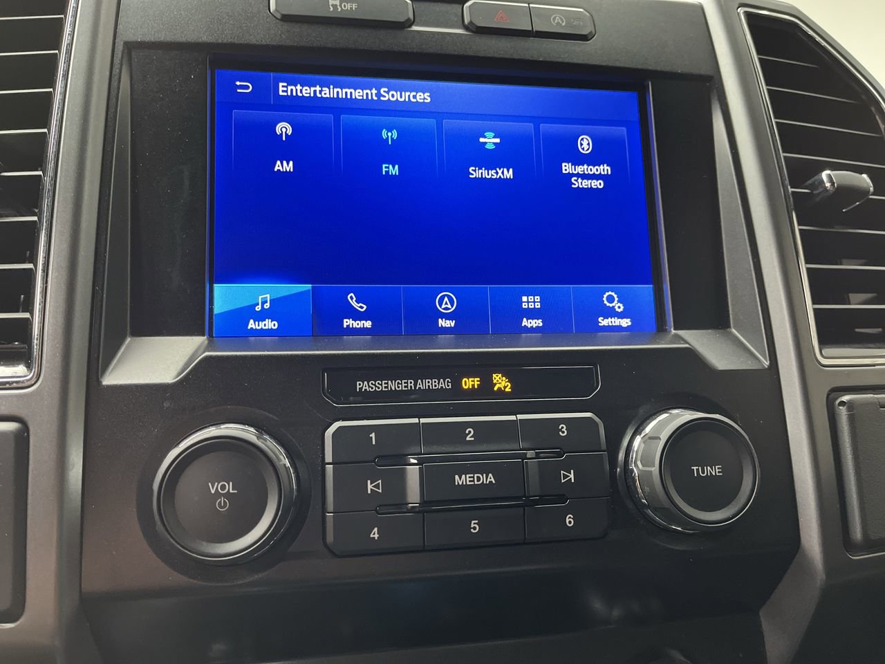 Certified 2020 Ford F150 XLT w/ Equipment Group 302A Luxury AWD/4WD image 23
