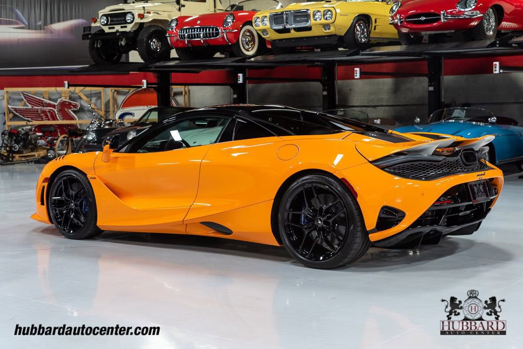 Used 2024 McLaren 750S Spider image 14