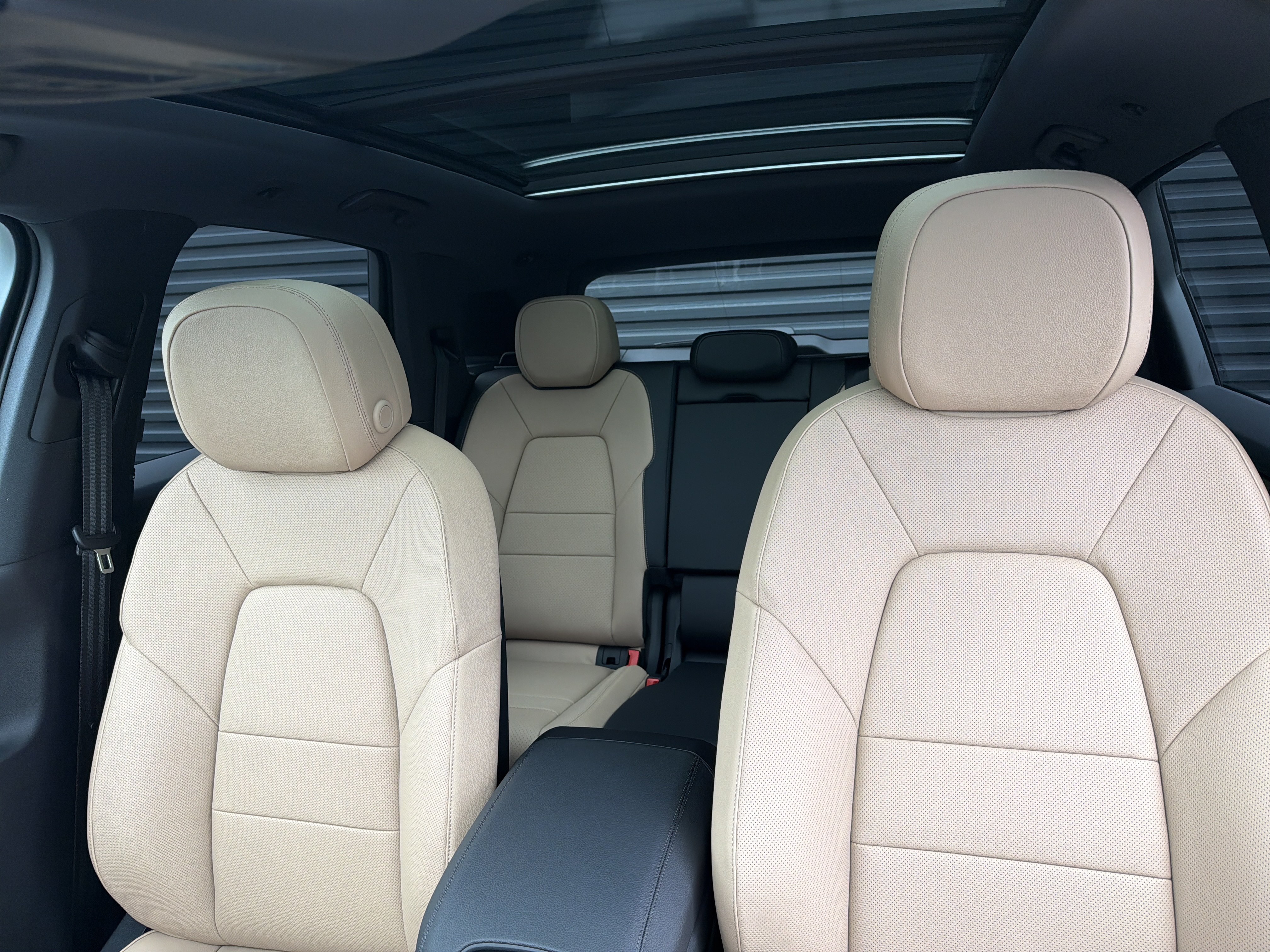 New 2026 Porsche Cayenne S AWD/4WD image 24