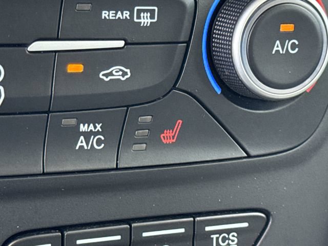 Used 2019 Ford Escape Titanium w/ U0J03 - Titanium Tow Package FWD image 33