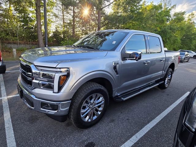 Used 2025 Ford F150 Lariat w/ Equipment Group 502A High image 14