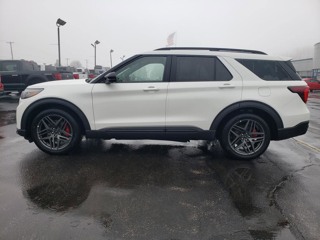 New 2026 Ford Explorer ST w/ Sun And Sound Package image 7