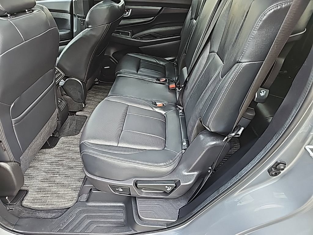 Used 2023 Subaru Ascent Limited w/ Technology Package image 19