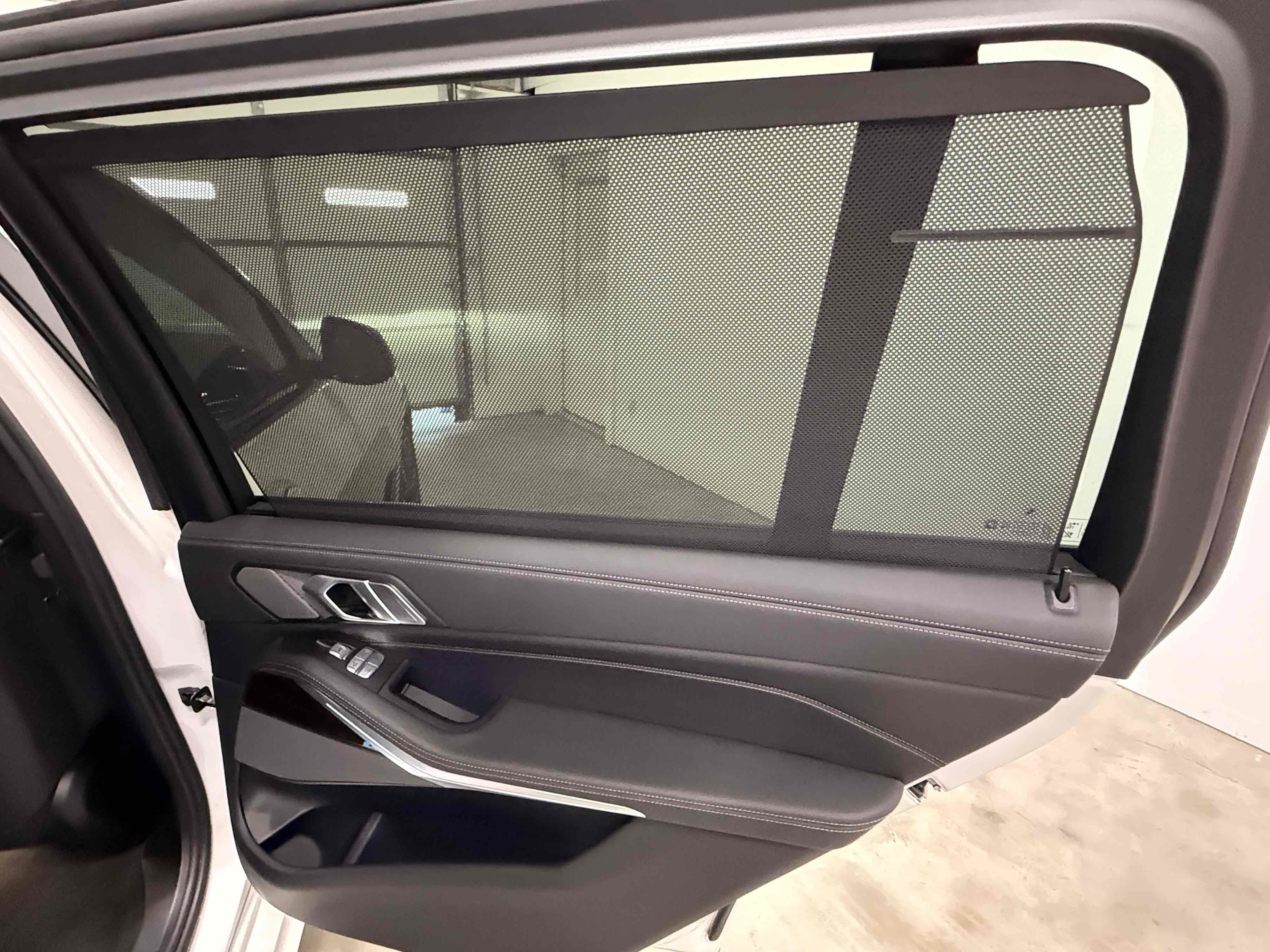 Used 2020 BMW X7 M50i w/ Executive Package AWD/4WD image 99